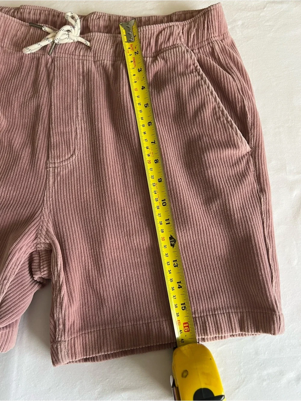 Faherty Corduroy Flat Front Shorts in Dusty Rose